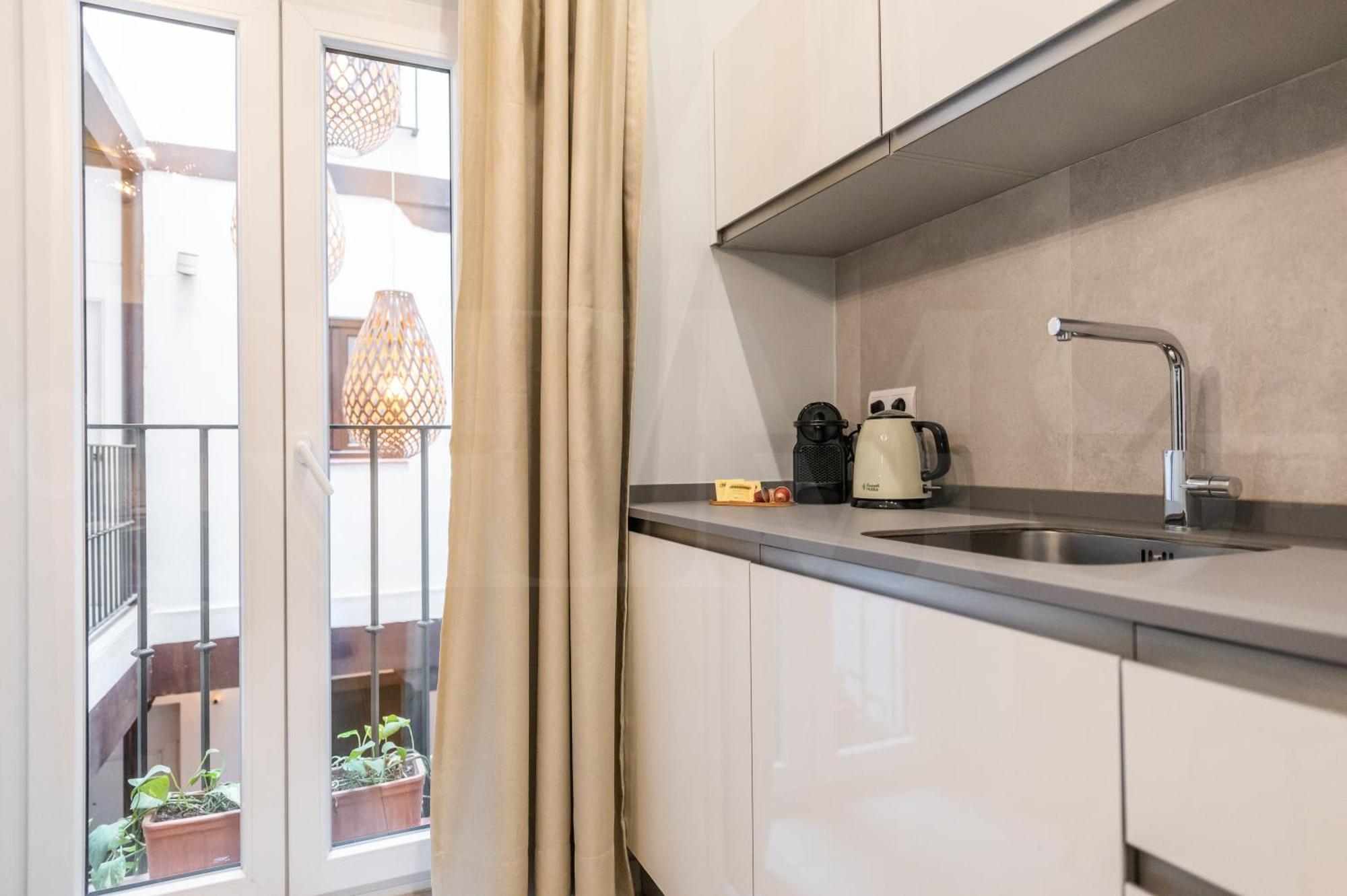 Modern Studio In The Heart Of Malaga By Rems Екстериор снимка